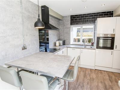 (Kitchen Area Photo)